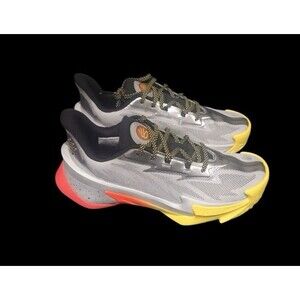 Under Armour Curry Series 7 Low Basketball Shoes Gray Men’s 10 Women’s 11.5 NIB